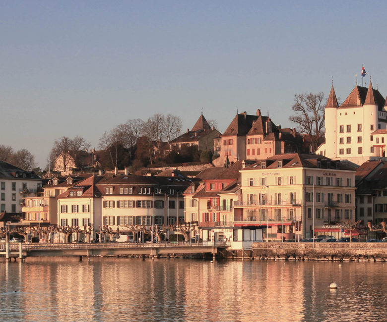 Vue éloignée de Nyon
